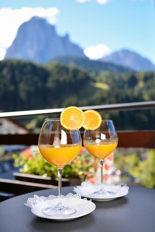Vitalhotel Dosses Santa Cristina Val Gardena Εξωτερικό φωτογραφία