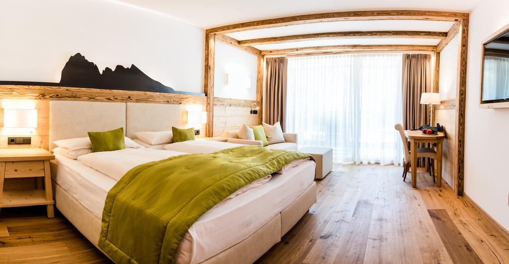 Vitalhotel Dosses Santa Cristina Val Gardena Εξωτερικό φωτογραφία